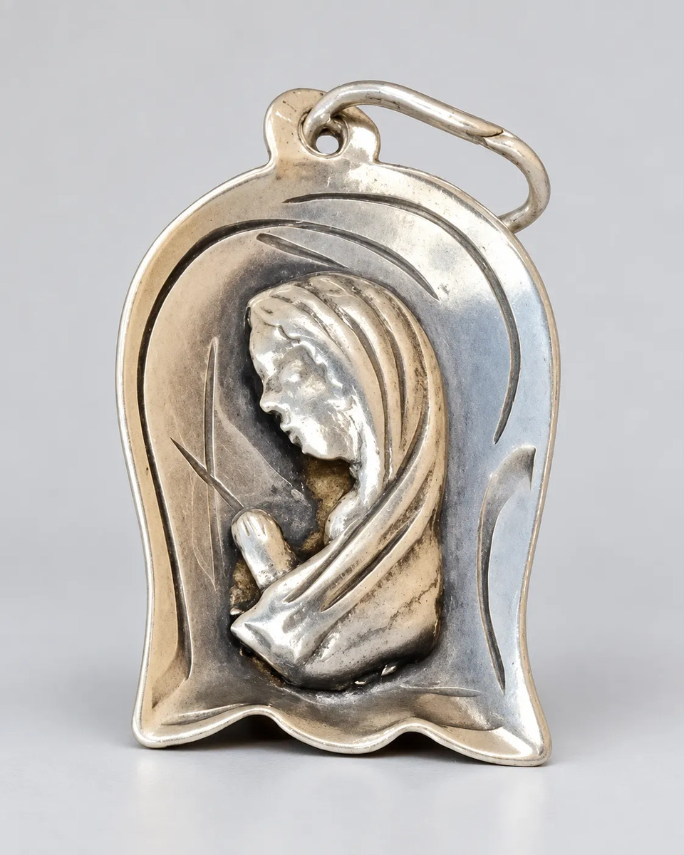 Medalla Virgen En Oración Plata Sellada 11 G Plateado
