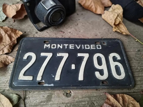 Chapa Matrícula Antigua Montevideo 277796 Metal Negro Vintag Montevideo