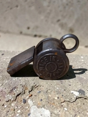 Silbato Metal Antiguo Made In Germany Coleccionable Árbitro