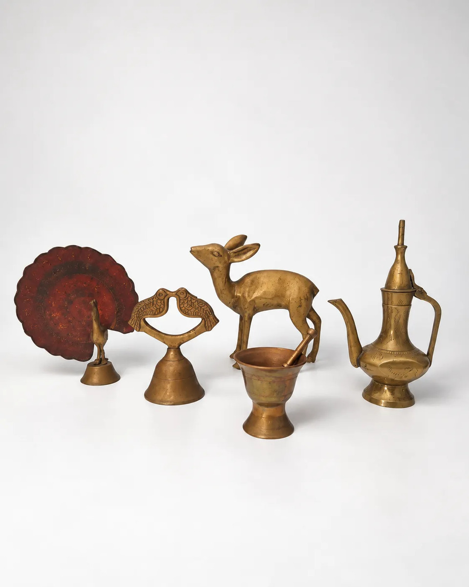 Lote 5 Figuras Bronce Campana Ciervo Pavo Real India Antiguo